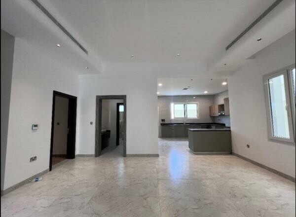 Luxury villa in Al Kheesa - 6