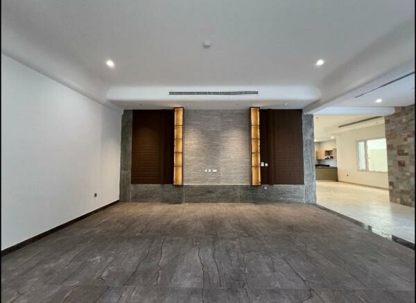 Luxury villa in Al Kheesa - 8