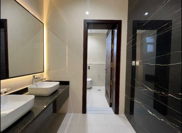 Luxury villa in Al Kheesa - 9
