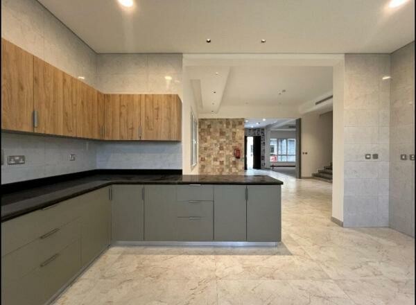 Luxury villa in Al Kheesa - 13