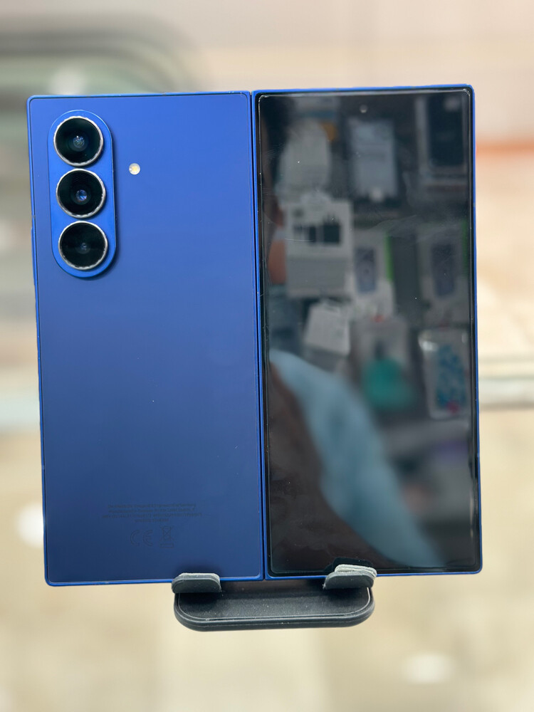 SAMSUNG Z FOLD 7 - 1