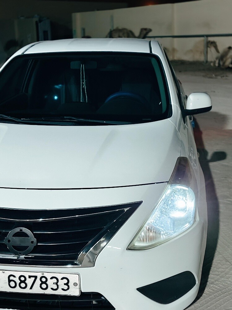 nissan sunny 2019 - 9