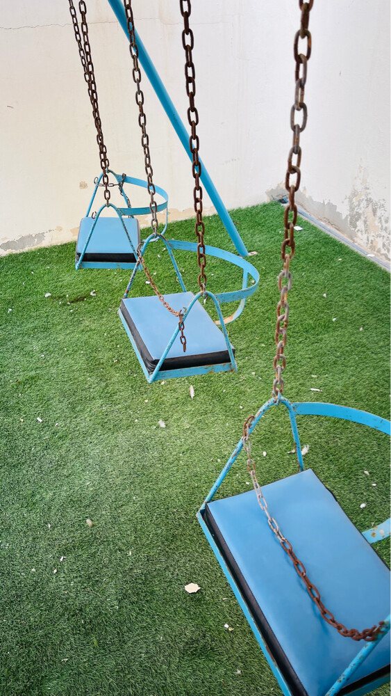 Children's swing - 3