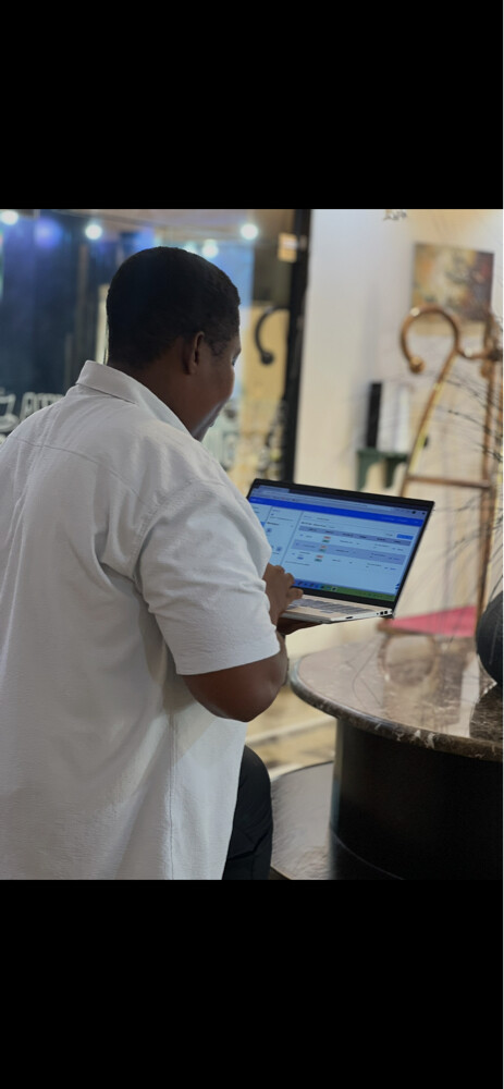 Internet and WiFi technician - 3