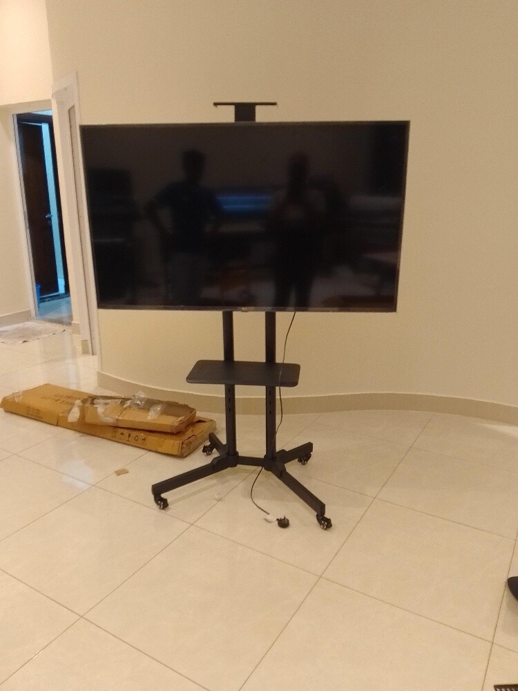 حامل تلفزيون مزود بعربة، مناس لأ - 2