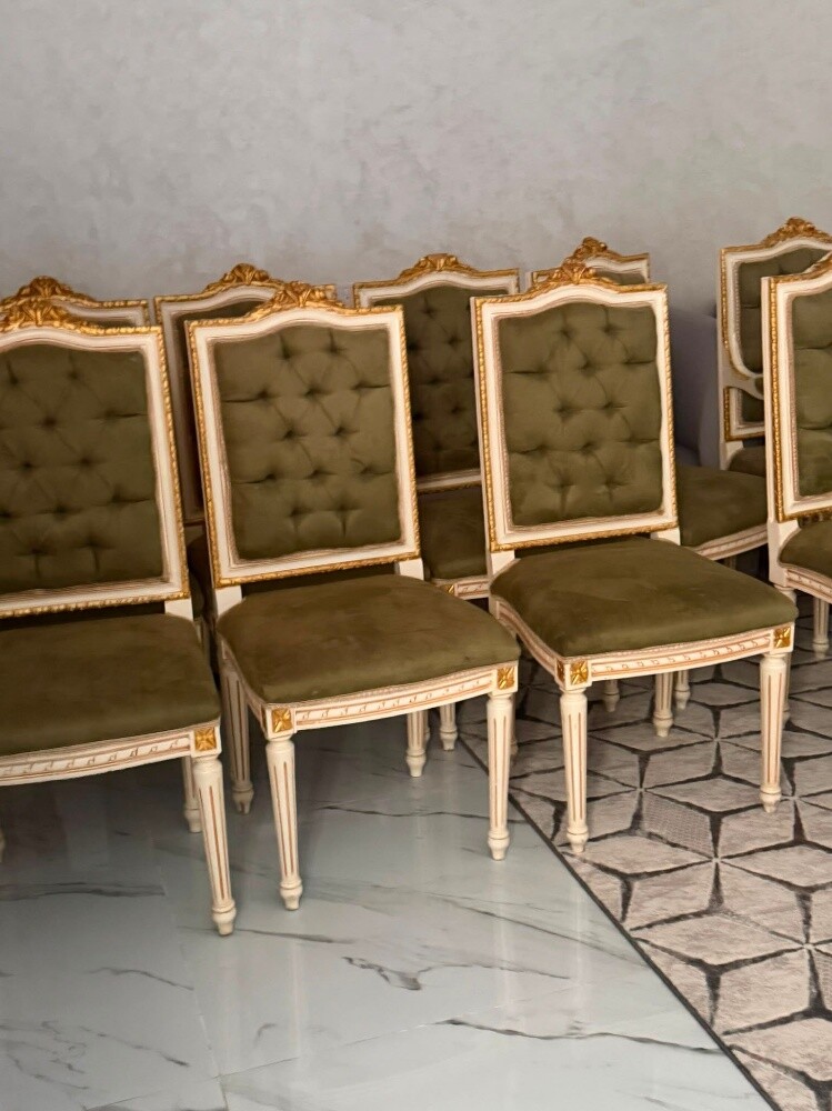 Buffet table set with chairs - 3