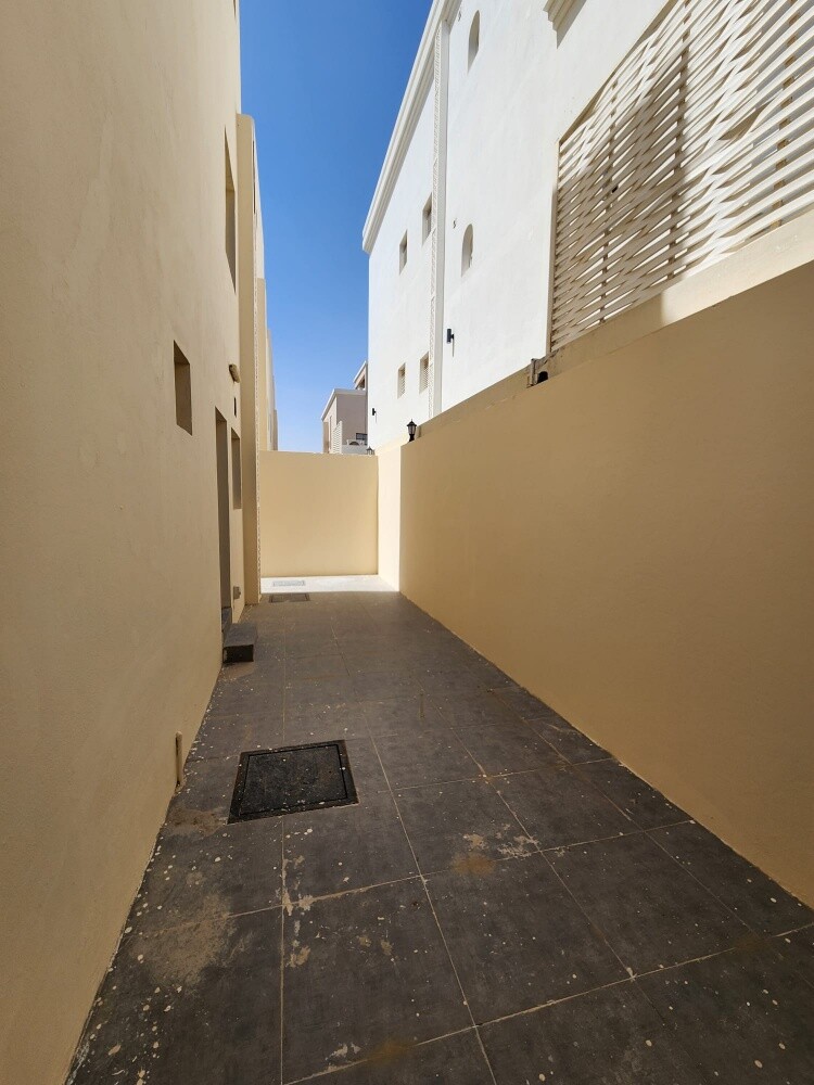 Villas freehold for qatari-Resident - 5
