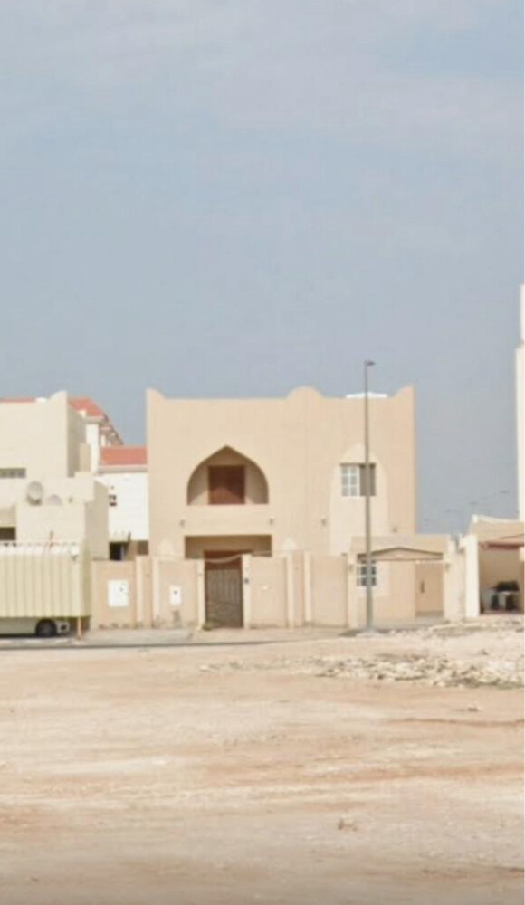 فيلا مؤجرة بالخور  - 1