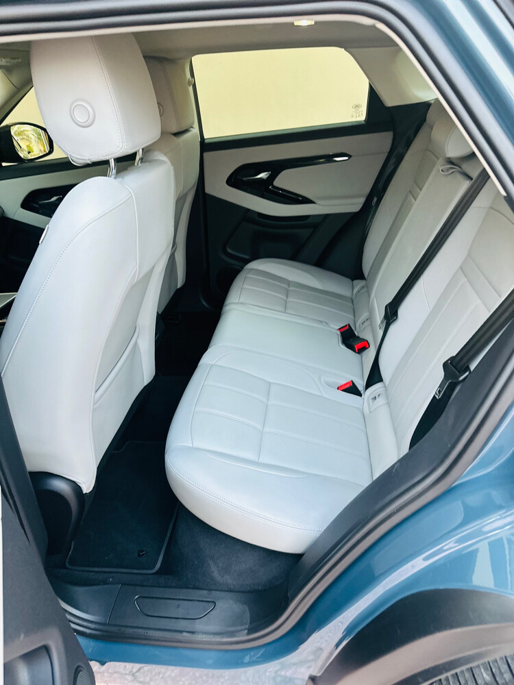 Range Rover Evoqu 2024 dynamic  - 5