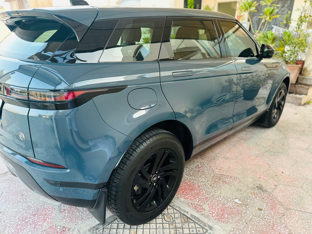 Range Rover Evoqu 2024 dynamic  - 10