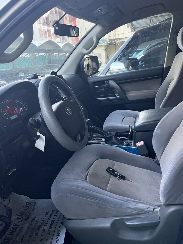land cruiser for urgent sell - 6