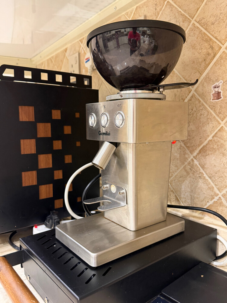 Espresso Machine and Coffee Grinder - 4