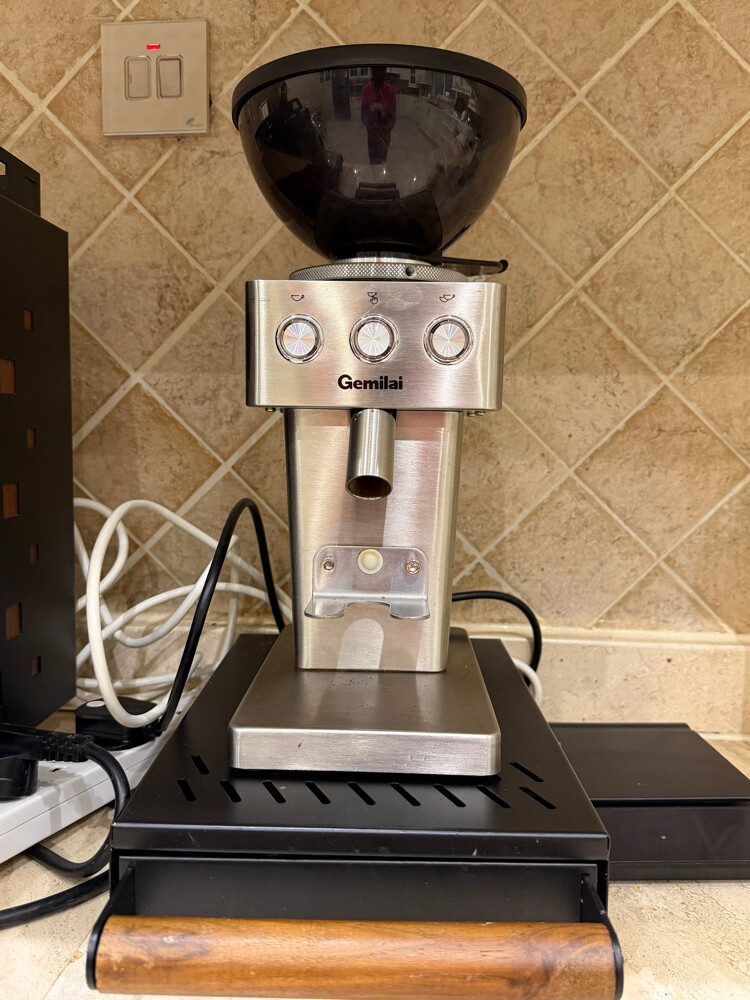 Espresso Machine and Coffee Grinder - 3