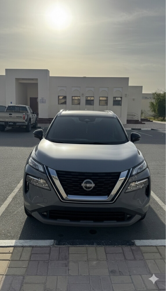 Nissan XTRAIL SV  like new  - 2