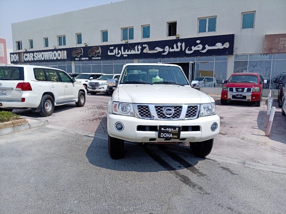 نيسان بترول سفاري - 1