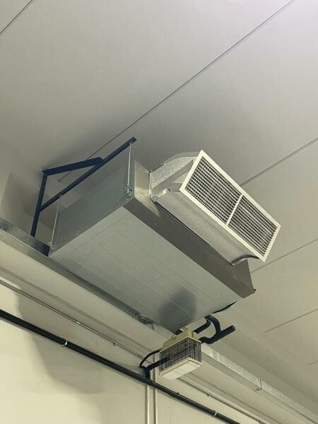 Well maintained YORK Brand Duct AC - 4