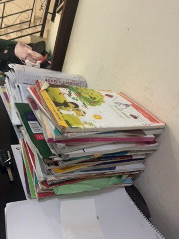 كتب مستعملة  - 1
