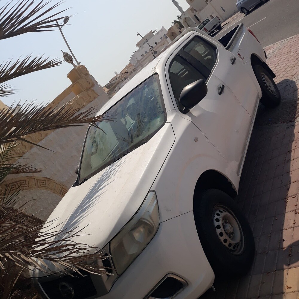 للبيع نيسان نافرا بيك اب - 4