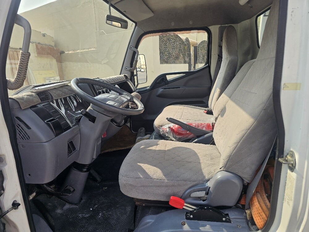 Breakdown 2016 mitsubishi canter - 3