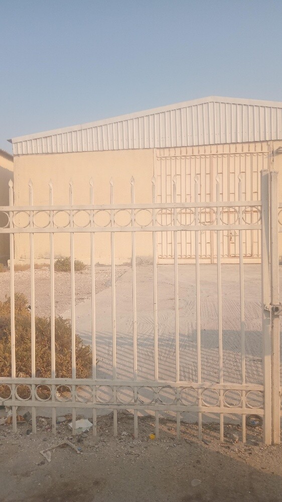 ارض عليها ستورين - 4