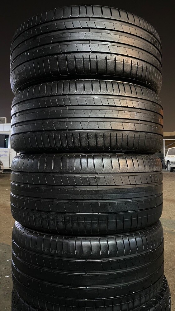 front 275/40/21. back 315/35/21 - 3