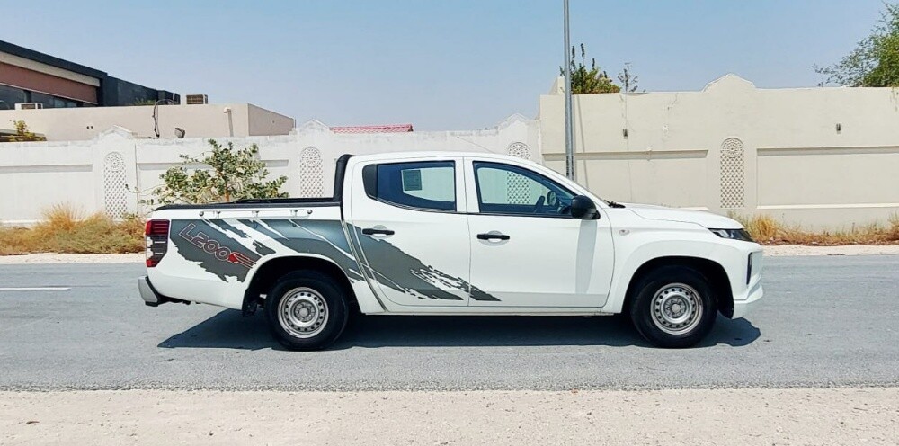 متسوبيشي ل٢٠٠ - 3