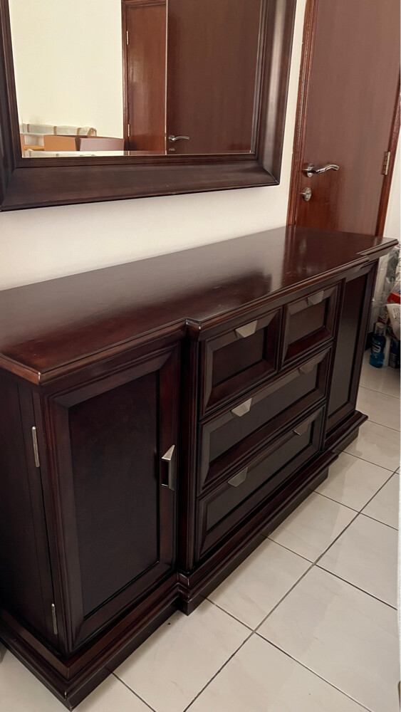 elegant sideboard  - 2