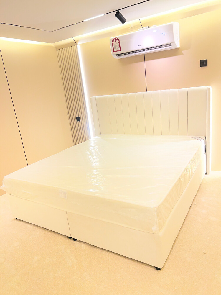 Online furniture 30408640 - 9