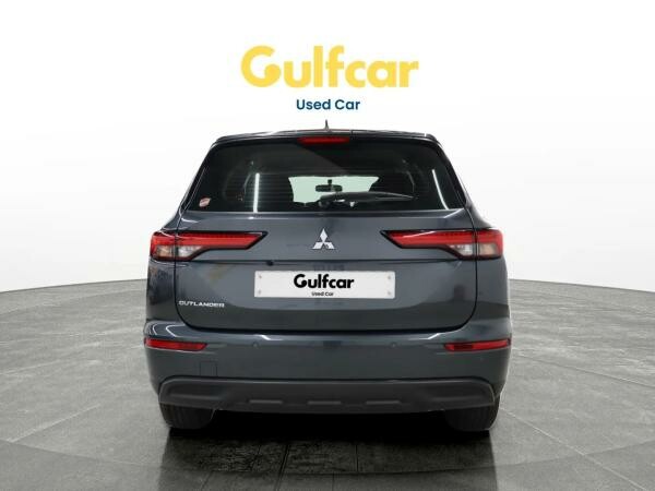 2025 Mitsubishi Outlander - 3