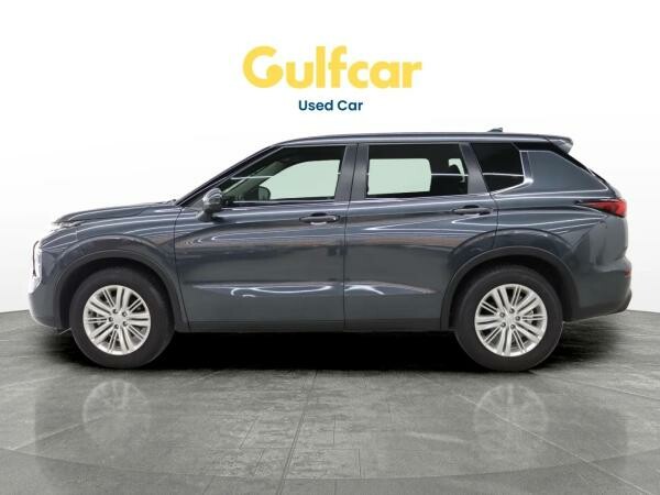 2025 Mitsubishi Outlander - 2