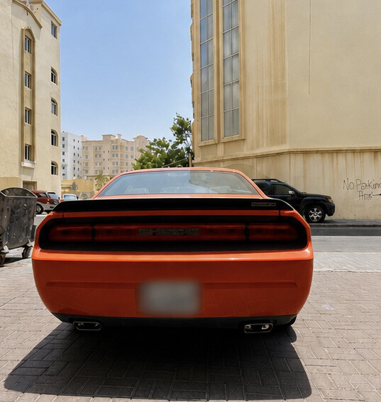 DODGE CHALLENGER SRT 6.1L HEMI V8 - 3