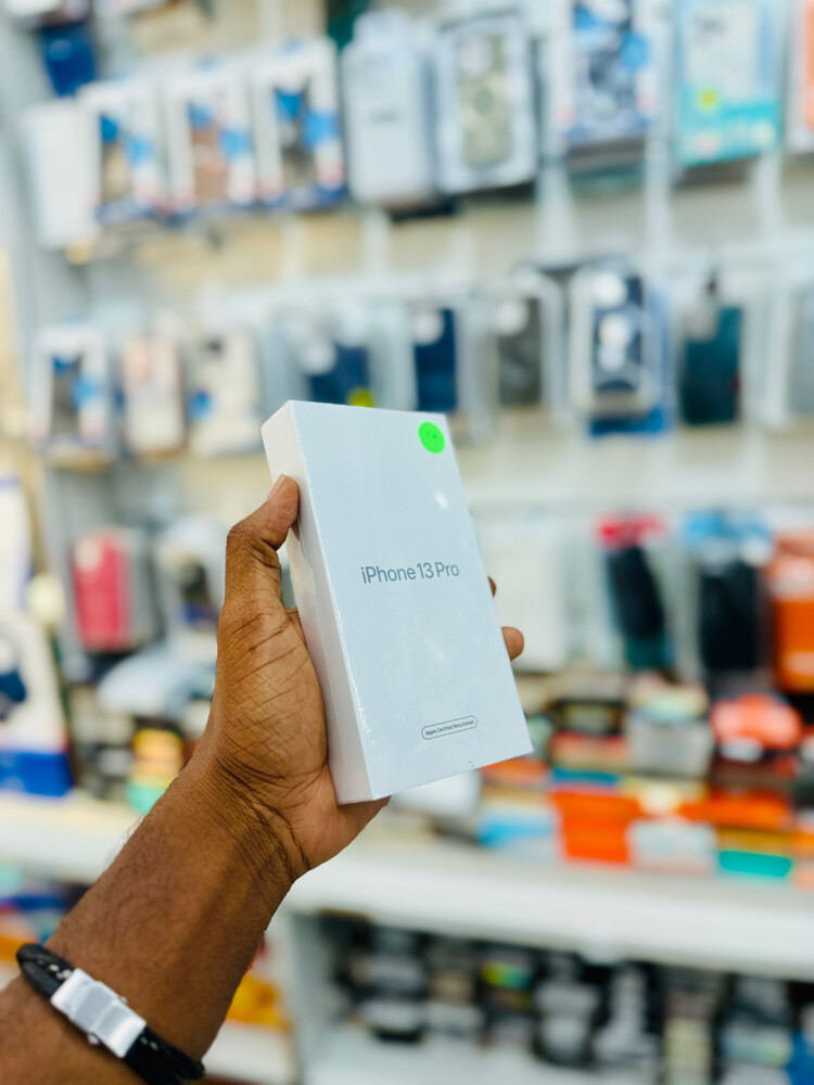 iPhone 13 Pro - 4