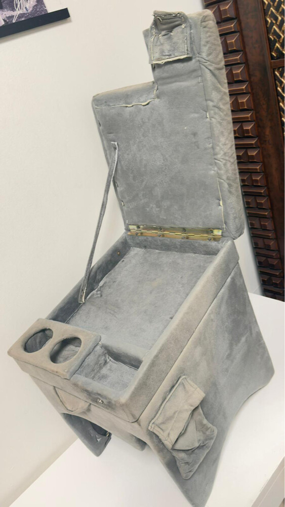 Arm rest - 1