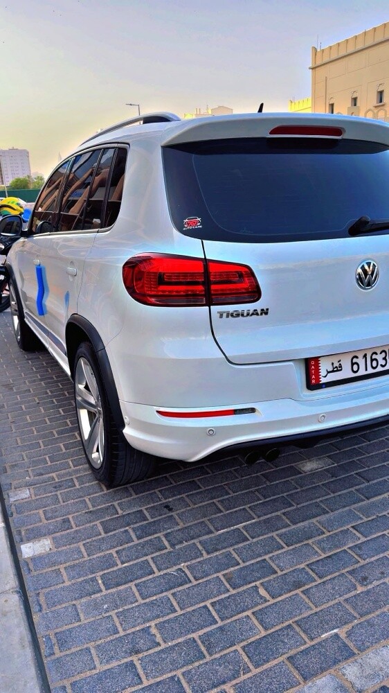 Volkswagen Tiguan R-Line 2.0 TSI - 2