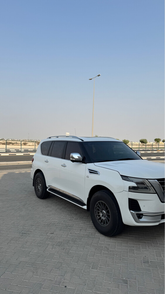 نيسان - 3