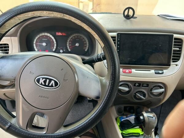 Kia Rio 2011 Excellent condition - 9