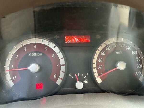Kia Rio 2011 Excellent condition - 11