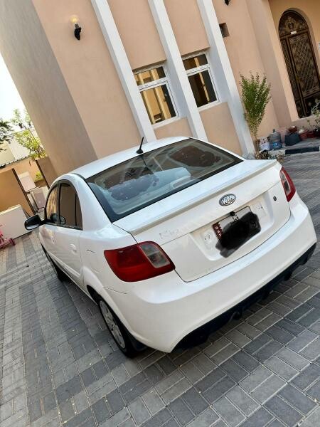 Kia Rio 2011 Excellent condition - 2