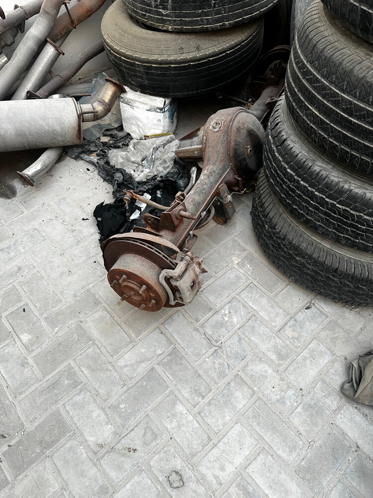 قطع غيار  - 1