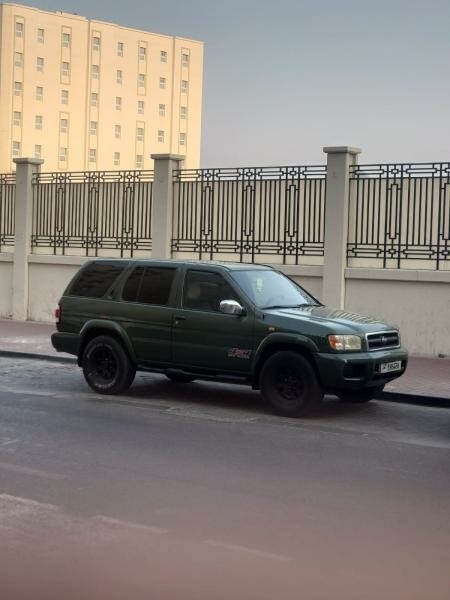 نيسان باثفايندر 1999 - 2
