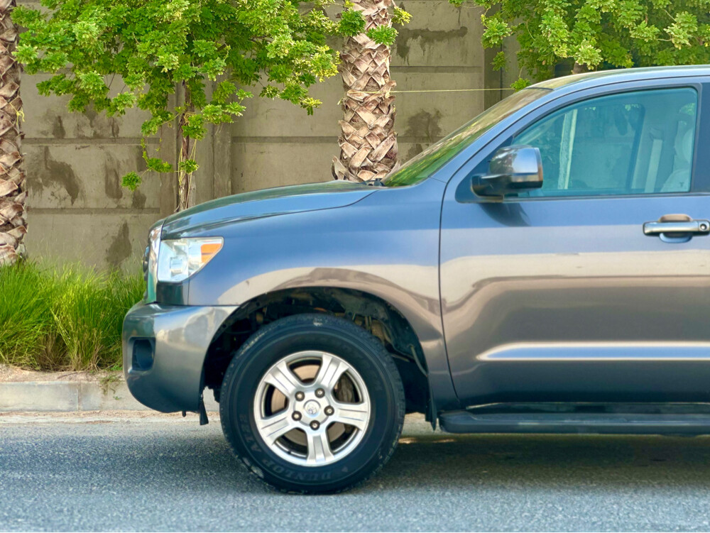 Toyota Sequoia 2015 4X4 - 3