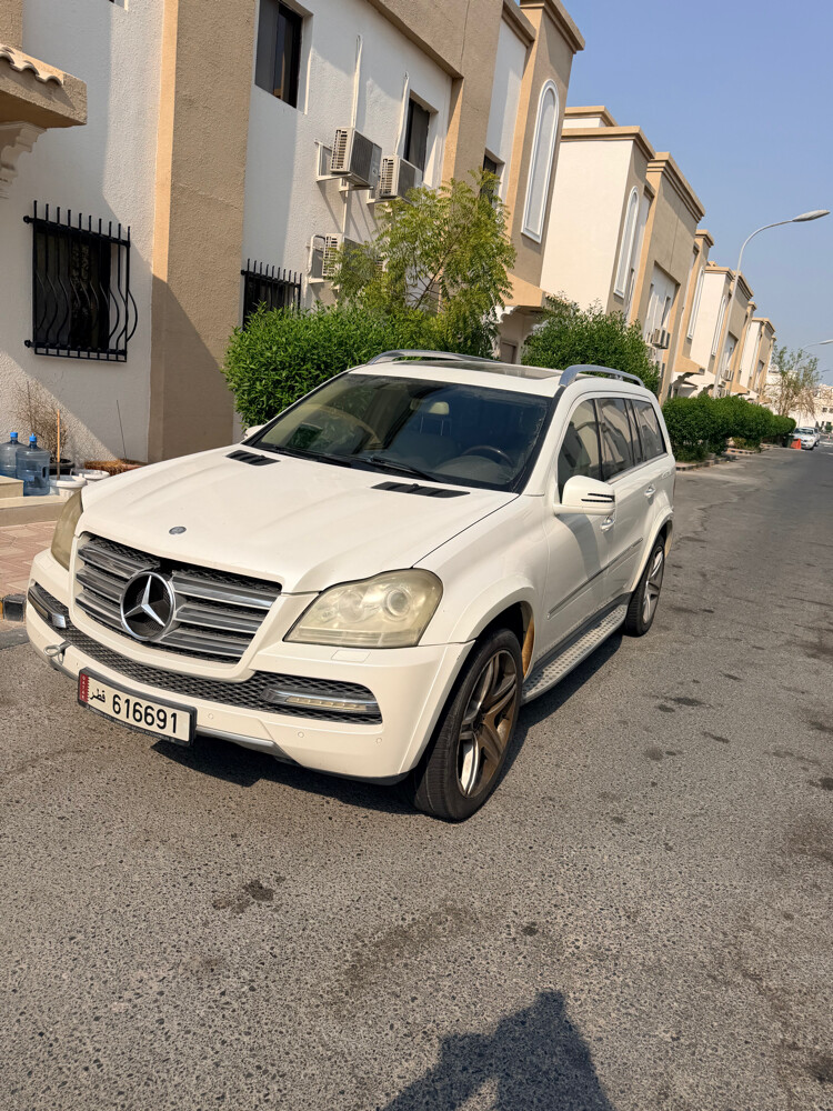Mercedes Benz GL500 V8 - 2