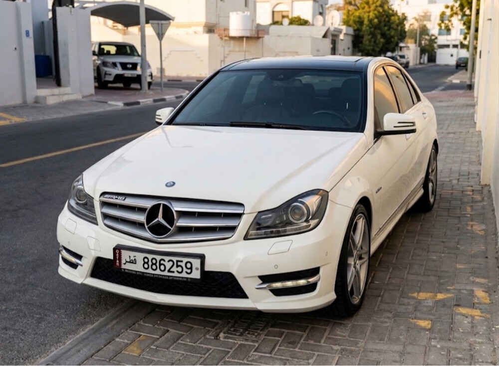 URGENTSALE Mercedes C—300 SPORT - 1