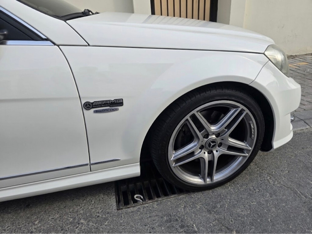 URGENTSALE Mercedes C—300 SPORT - 5