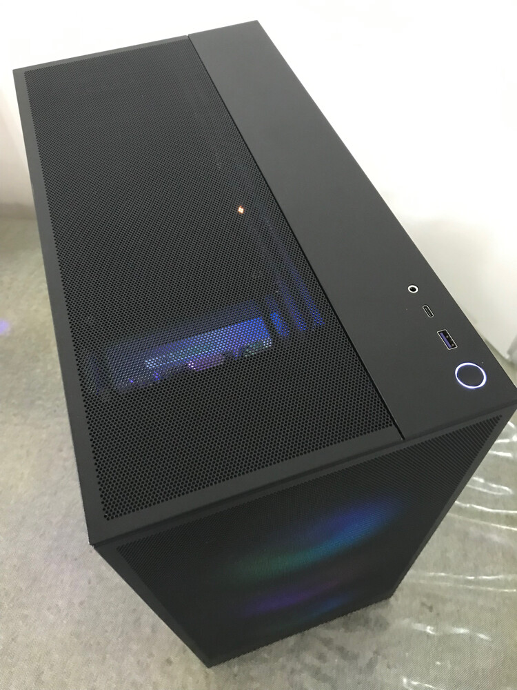 RTX 4070 Gaming Pc with 2k monitor - 10