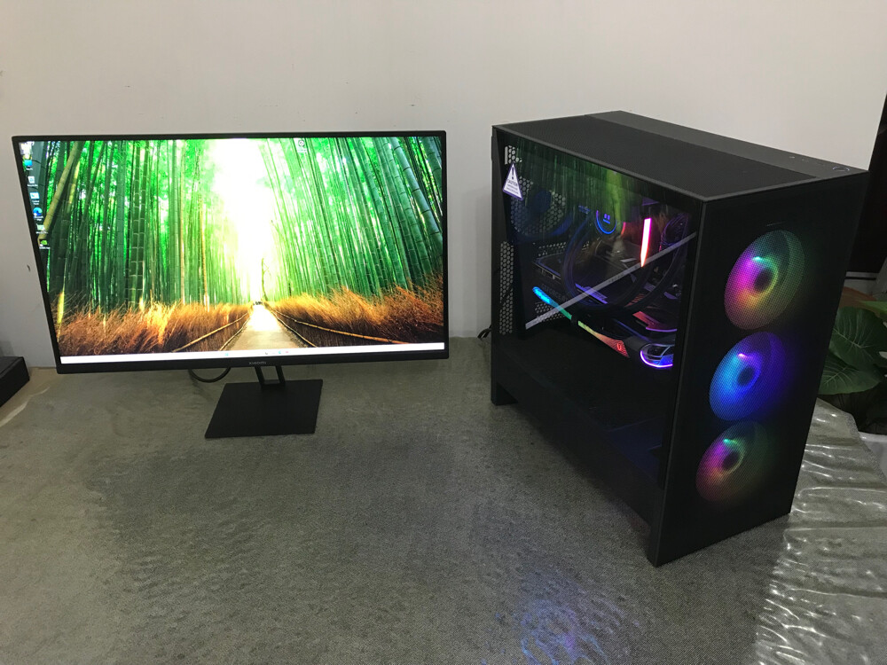 RTX 4070 Gaming Pc with 2k monitor - 7