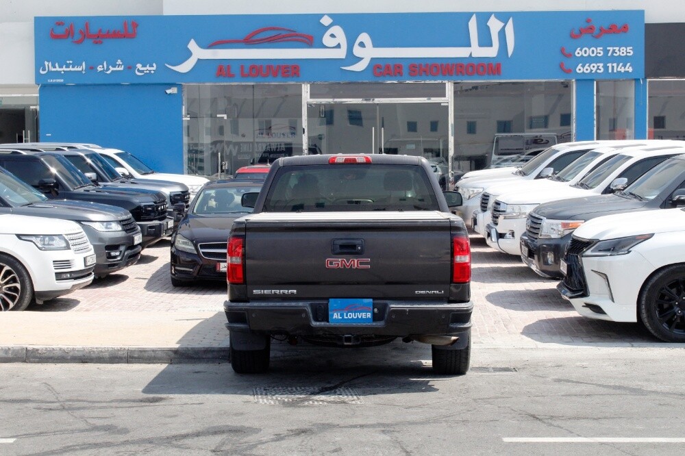 GMC Sierra Denali 2015
For sale: - 8