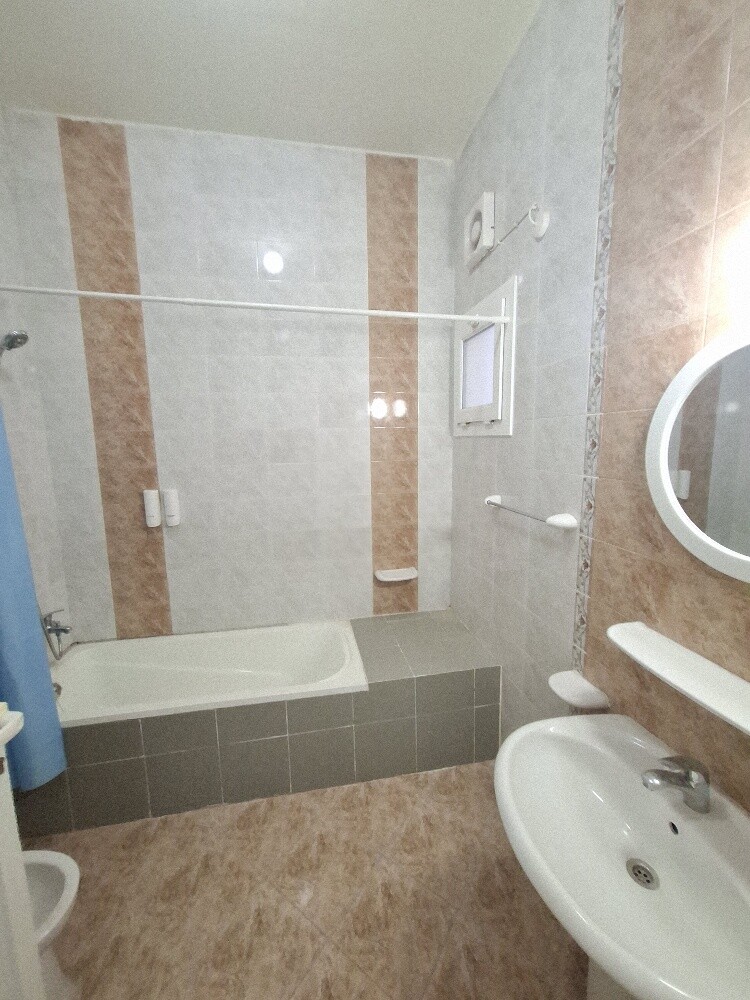 Villa in Umm Salal 6700 - 9