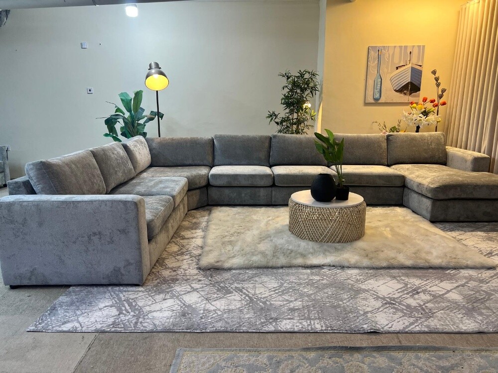 U ship sofa set from hom senter - 1