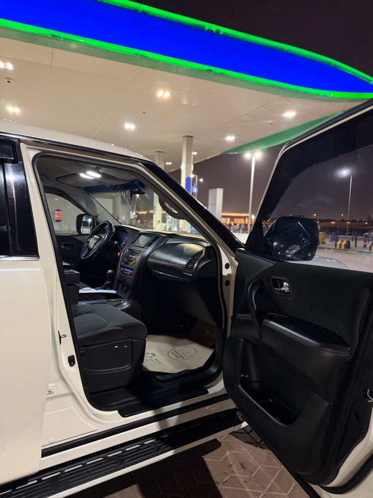 Nissan Patrol 2014 – Excellent Cond - 4